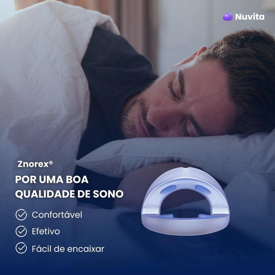 Pessoa dormindo tranquila e sem ronco com o protetor bucal Znorex da Nuvita